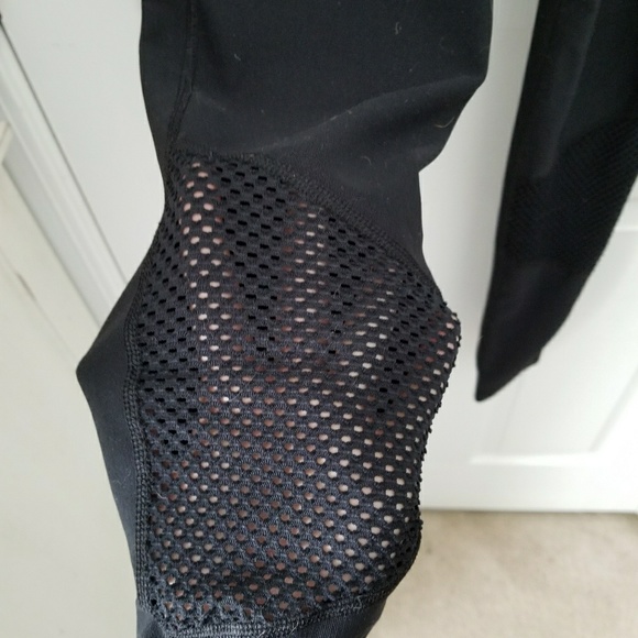 Black Active Mesh Leggings - Picture 2 of 4